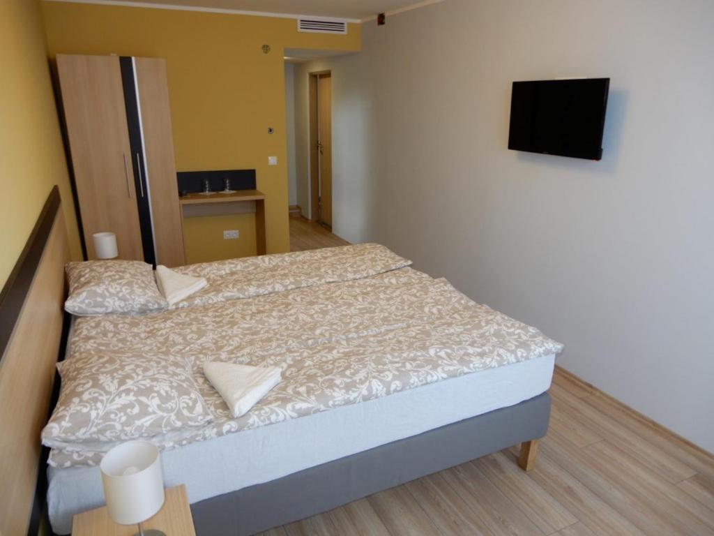 Romahegy Rendezvenyhaz Bed & Breakfast Kaposvár Dış mekan fotoğraf